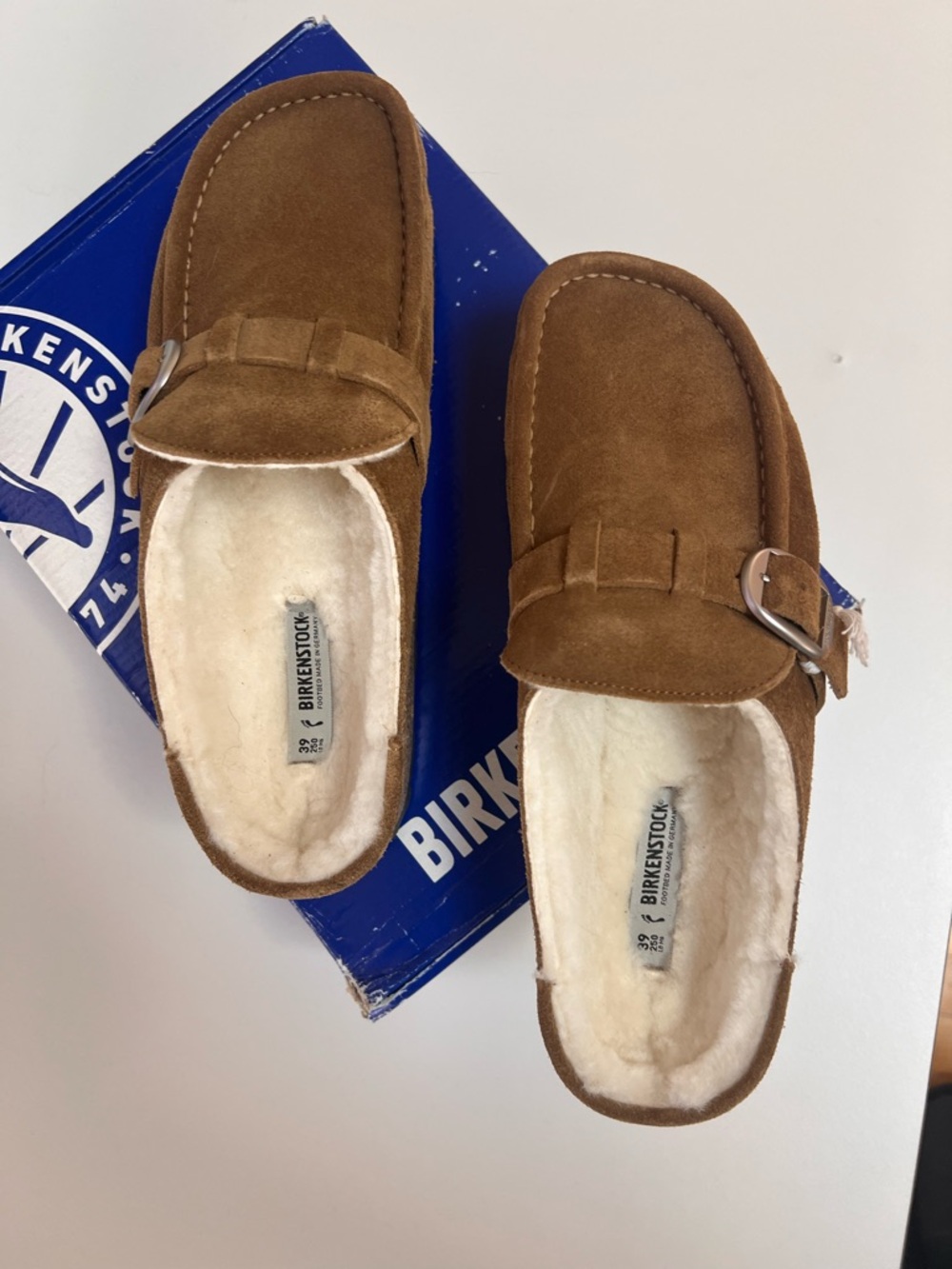 Birkenstock Buckley Shearling Clogs - Picture 13 of 13